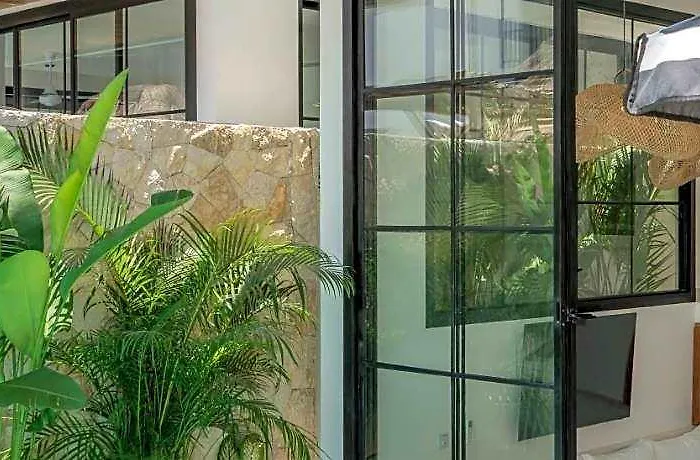 Saposan - Modern And Stylish 2br Escape In Otel