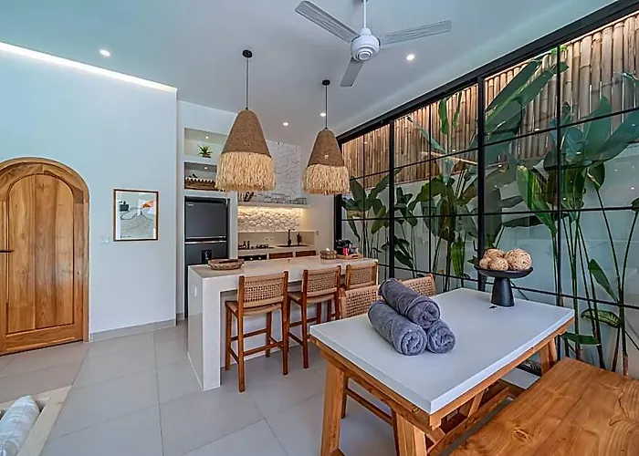 Saposan - Modern And Stylish 2br Escape In Hotel