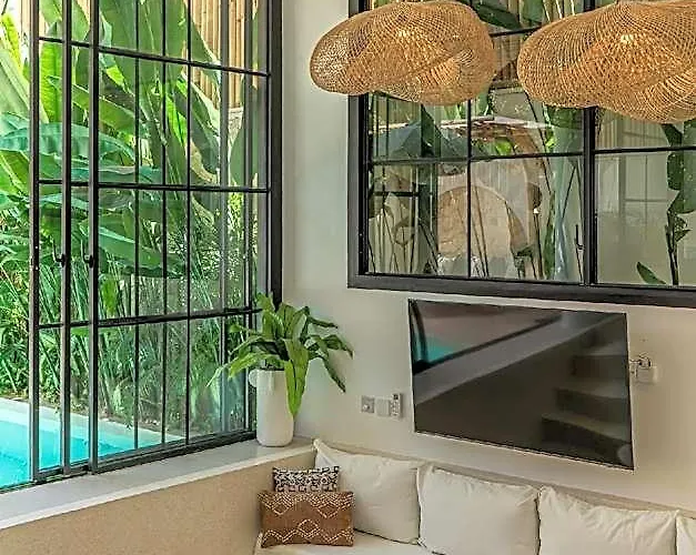 Hotel Saposan - Modern And Stylish 2br Escape In